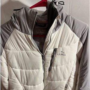 LLbean woman’s medium winter puffer jacket